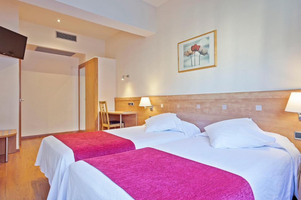 Hotel Acta Antibes Barcellona Esterno foto