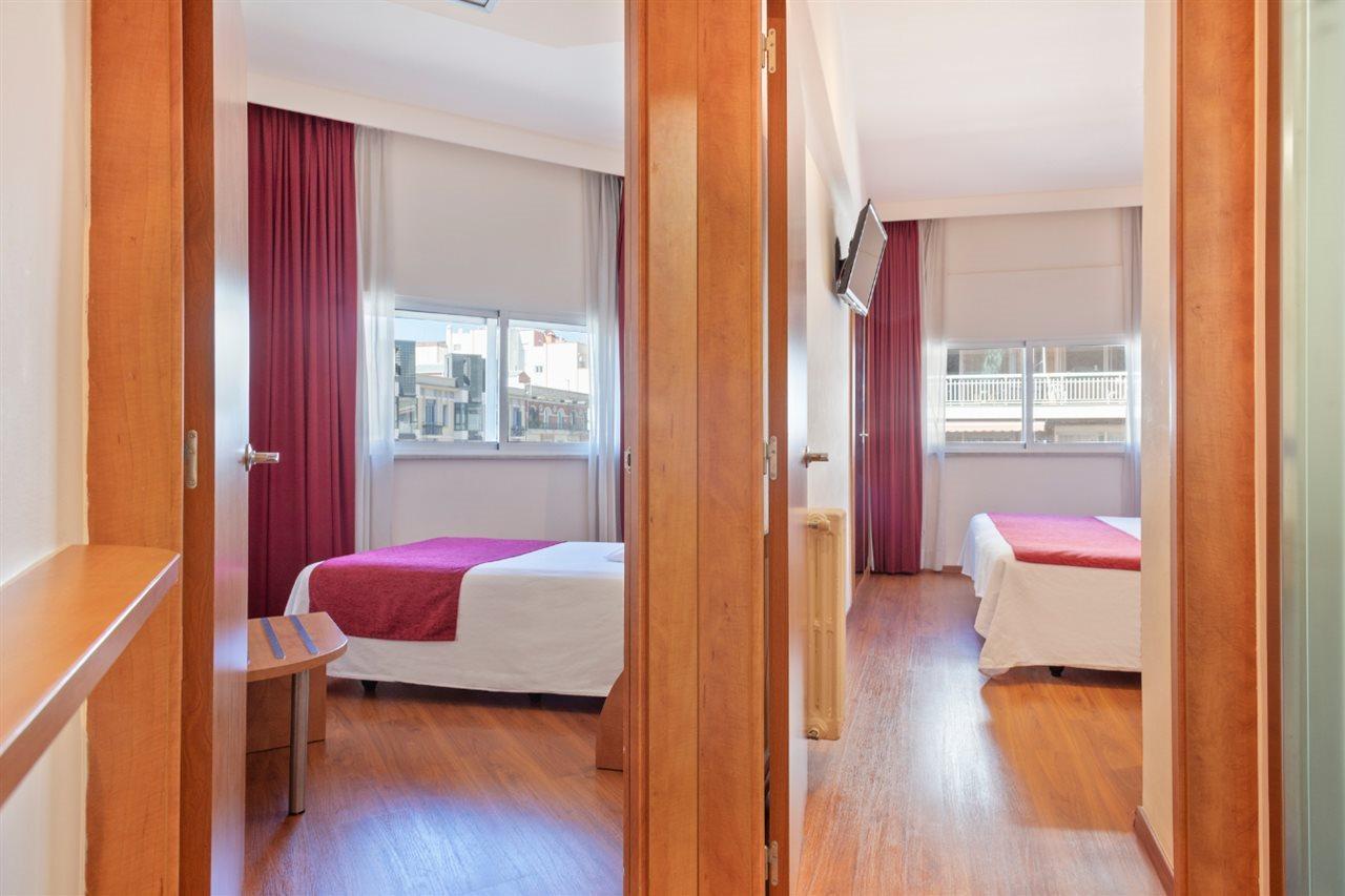 Hotel Acta Antibes Barcellona Esterno foto