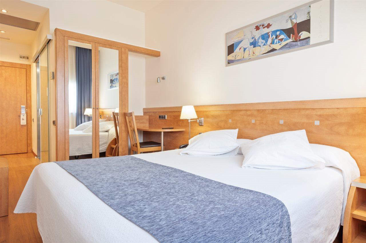 Hotel Acta Antibes Barcellona Esterno foto