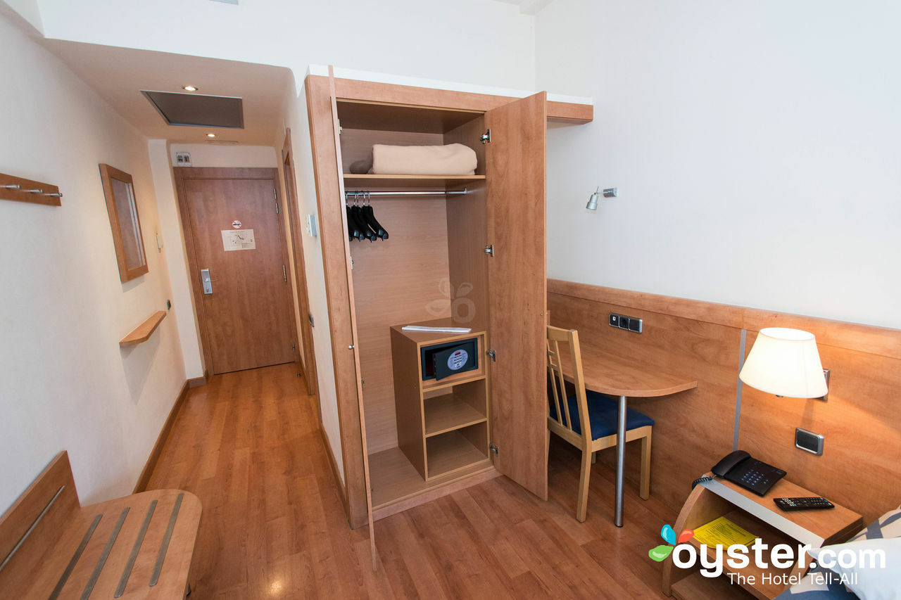 Hotel Acta Antibes Barcellona Esterno foto